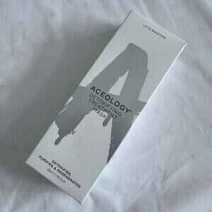 Aceology: Detoxifying Treatment Mask